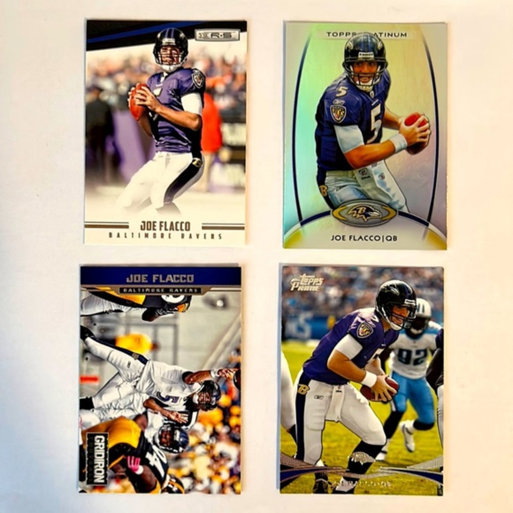 Joe Flacco QB 4 -Very Good Condition Football Cards Topps 2012 Baltimore Ravens